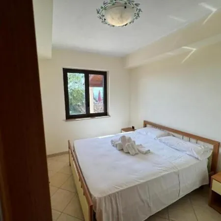 Esclusivo Di 6 Con Piscina Privata A Capo Vaticano